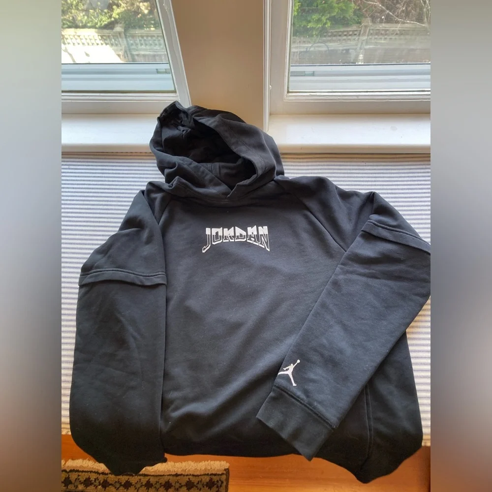 Jordan Men’s Black Hoodie with Teal Graphic and Front Pockets, Size Large